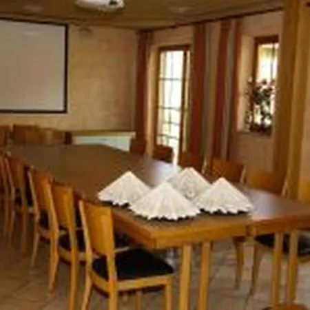 Landgasthof Hauser Bed & Breakfast 3*