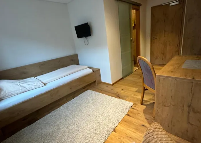 ベッド・アンド・ブレックファスト Landgasthof Hauser Immendingen